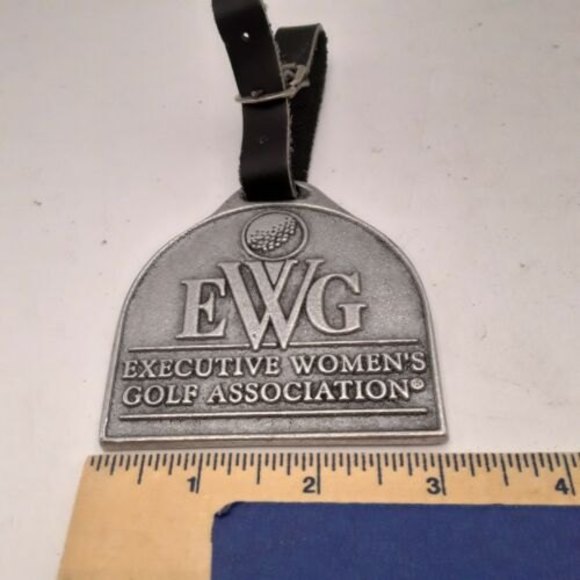 EWG Tag - Executive Womens Golf Association Atlanta Chapter 2001 BagTag Medallio - Picture 5 of 6